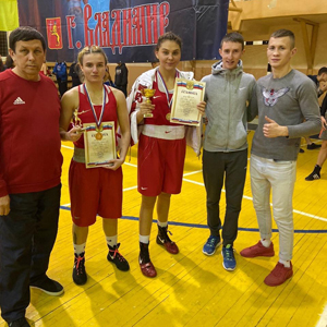 Брянские боксёры завоевали три золотые медали на турнире «Память»