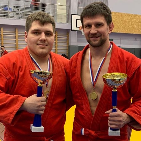 Дмитрий Минаков и Сергей Трусов выиграли чемпионат ЦФО по самбо
